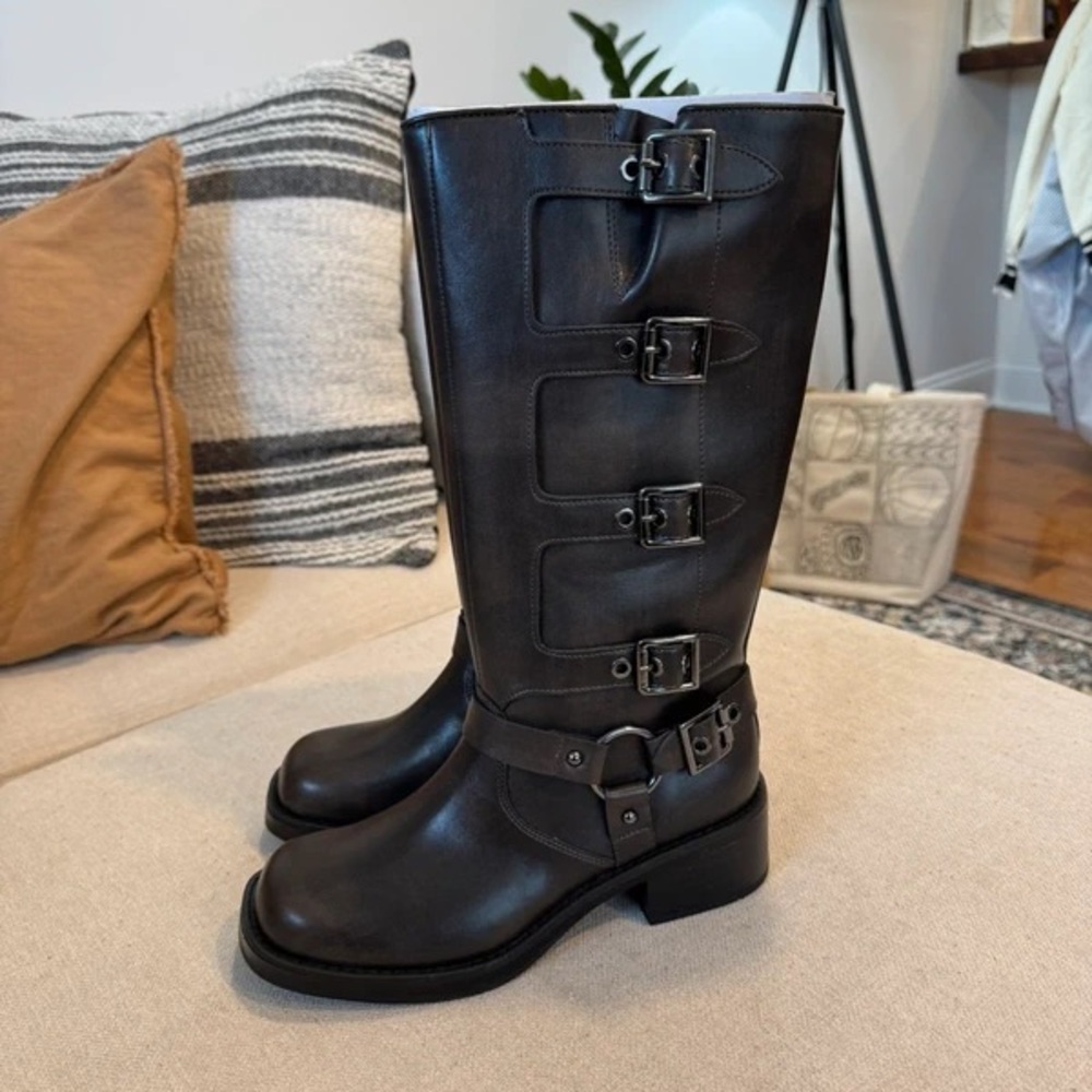 Elegant Black Buckle Heeled Boots